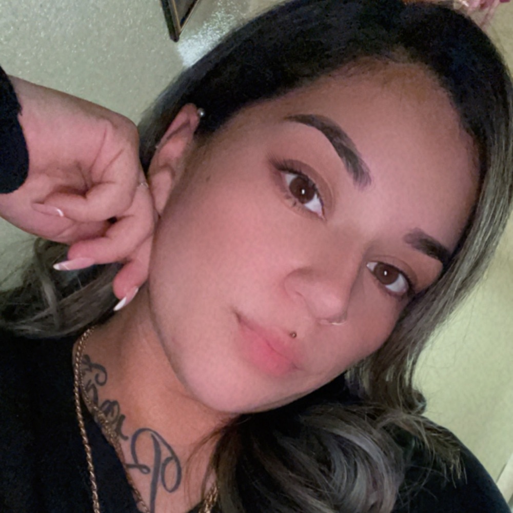 Meet your Posher, Isabel